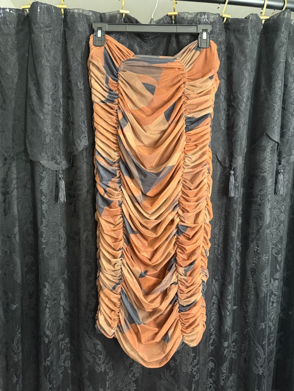 NWOT House of CB brown/tan ruched mesh midi skirt